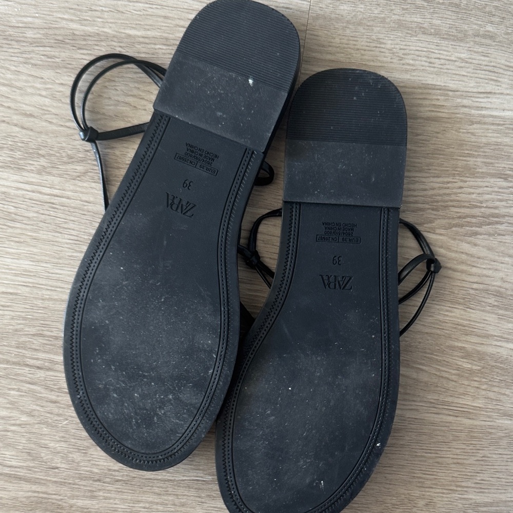 Zara Black Sandals NEW - Picture 2 of 6